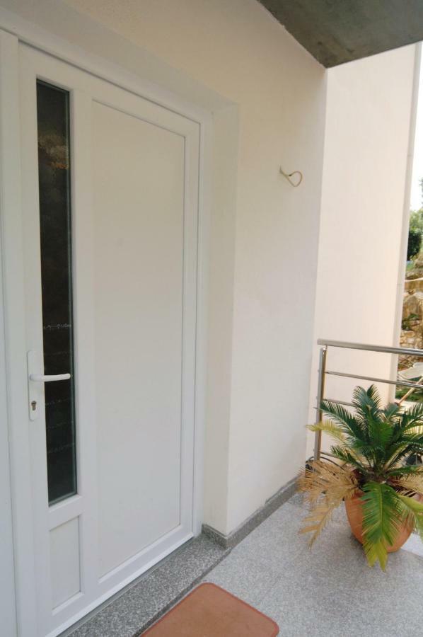 Haus Zora Ferienwohnung 7 Moscenice Exterior foto